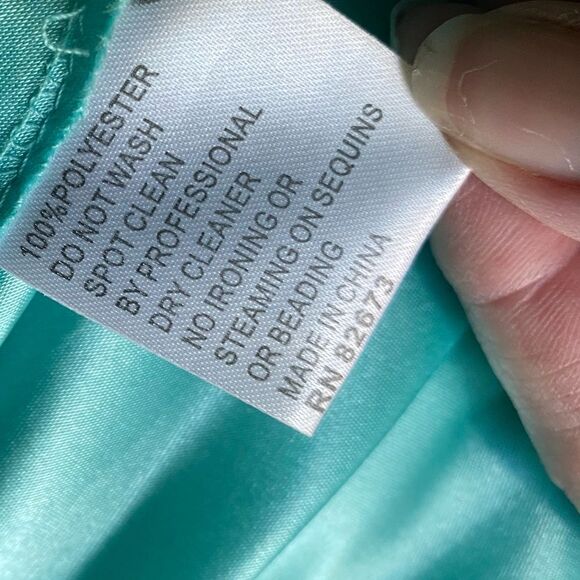 Collette for Mon Cheri aqua v-neck A-line prom gown beaded maxi sz 4 EUC - Picture 14 of 16